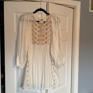 Woman’s Pretty Soft Blouse